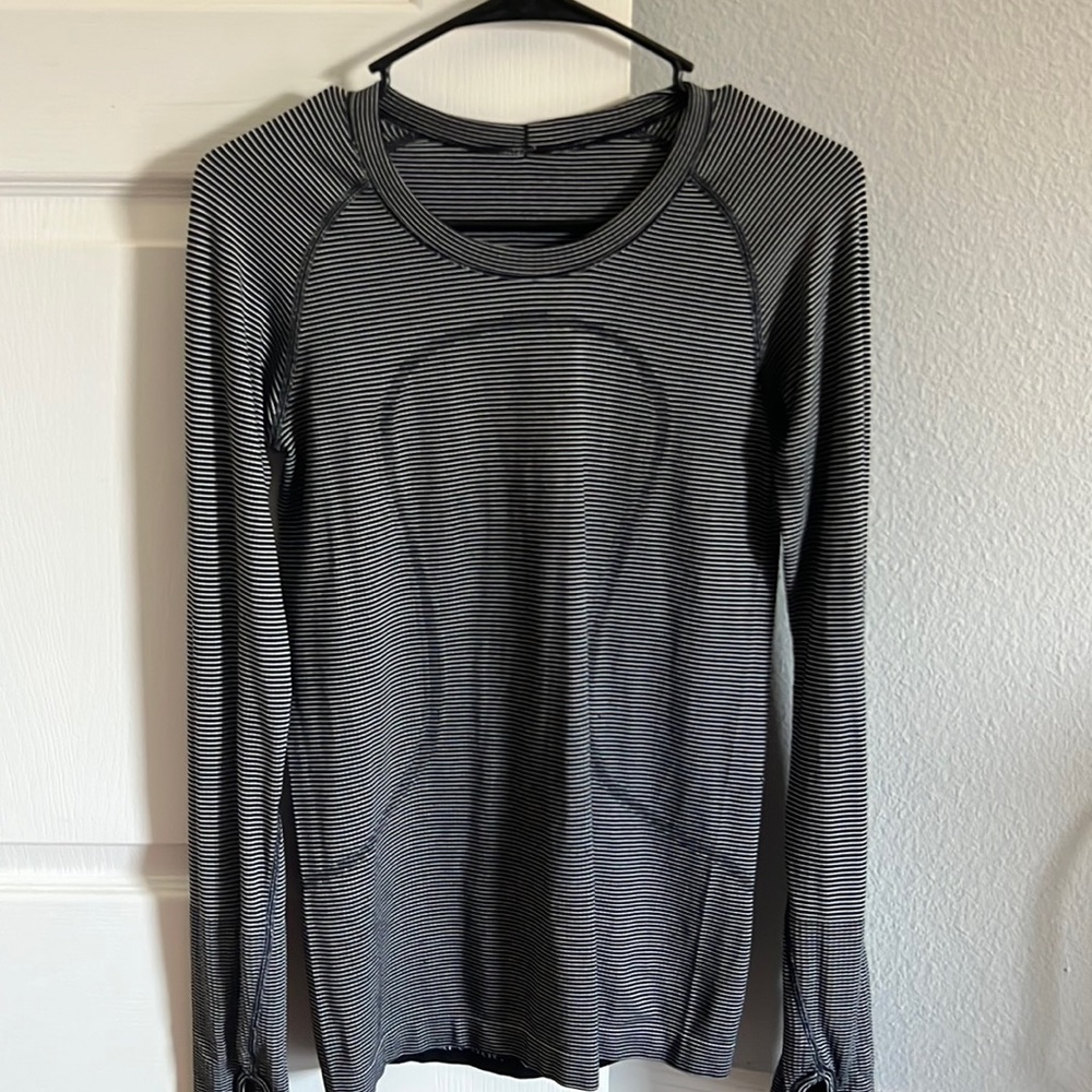lululemon long sleeve shirt